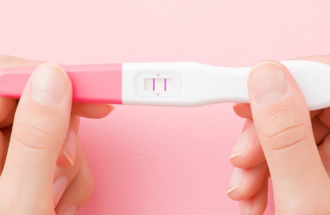 Test de ovulación positivo, ¿cuándo mantener relaciones?