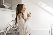 Todo sobre la kombucha en el embarazo: ¿se puede tomar?