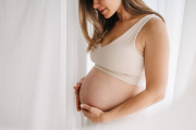 La vacunación en el embarazo es una doble protección para la madre y el lactante.