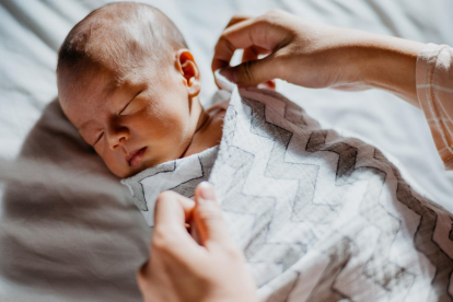 Este modelo basado en horquillas de temperatura puede ayudar a que acabéis con los debates en casa sobre cómo dormirá más a gusto vuestro bebé.