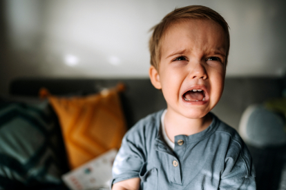 castigar a los niños cuando lloran