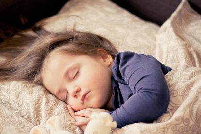 El sueño es fundamental para el aprendizaje infantil.