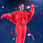 Rihanna durante su actuación en la SuperBowl
