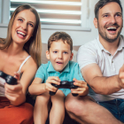 Un nuevo estudio realizado por la Universidad Oberta de Cataluña (UOC) revela que el uso habitual de videojuegos antes de la adolescencia mejora la memoria de trabajo años más tarde.  A pesar de muchas opiniones en contra, la ciencia ha demostrado que jugar a videojuegos tiene efectos positivos.