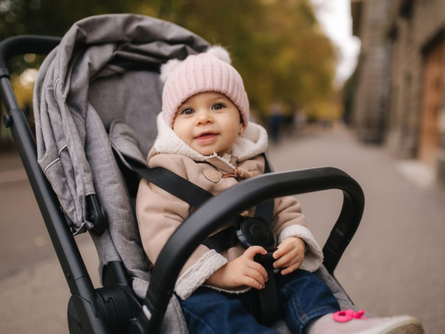 Viajar con carrito de bebé es uno de los deseos principales de muchos  padres y madres. Informate de todo lo que debes saber.